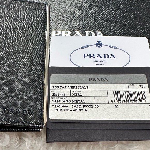 New Prada Saffiano Black (Nero) leather wallet with metal edges (SOLD) - Picture 7 of 7